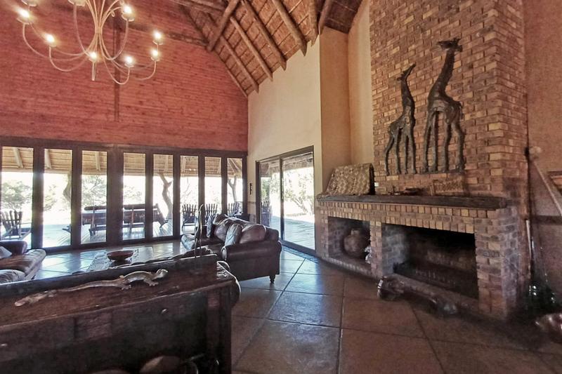 5 Bedroom Property for Sale in Vaalkop Dam North West